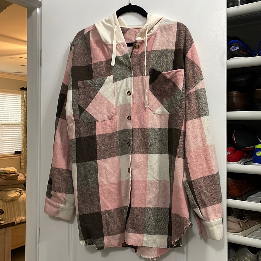 XXL NWOT hooded plaid shacket